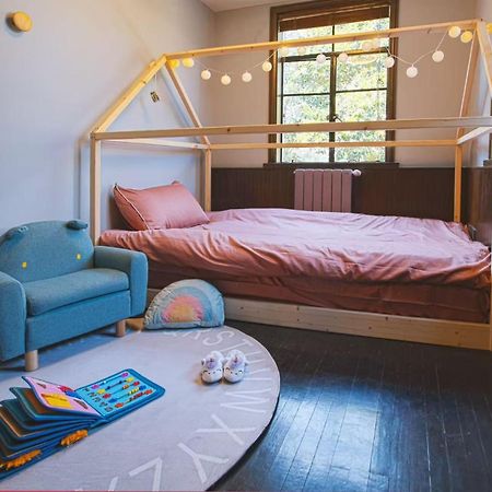 Shanghai Downtown Hills Boutique Guesthouse - Near Metro Line 7, Exit 3, Changping Road Exteriér fotografie