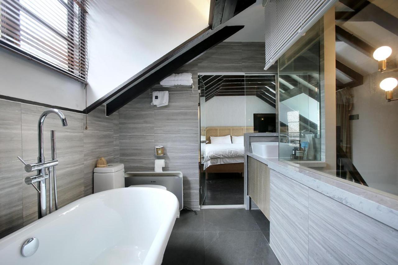 Shanghai Downtown Hills Boutique Guesthouse - Near Metro Line 7, Exit 3, Changping Road Exteriér fotografie